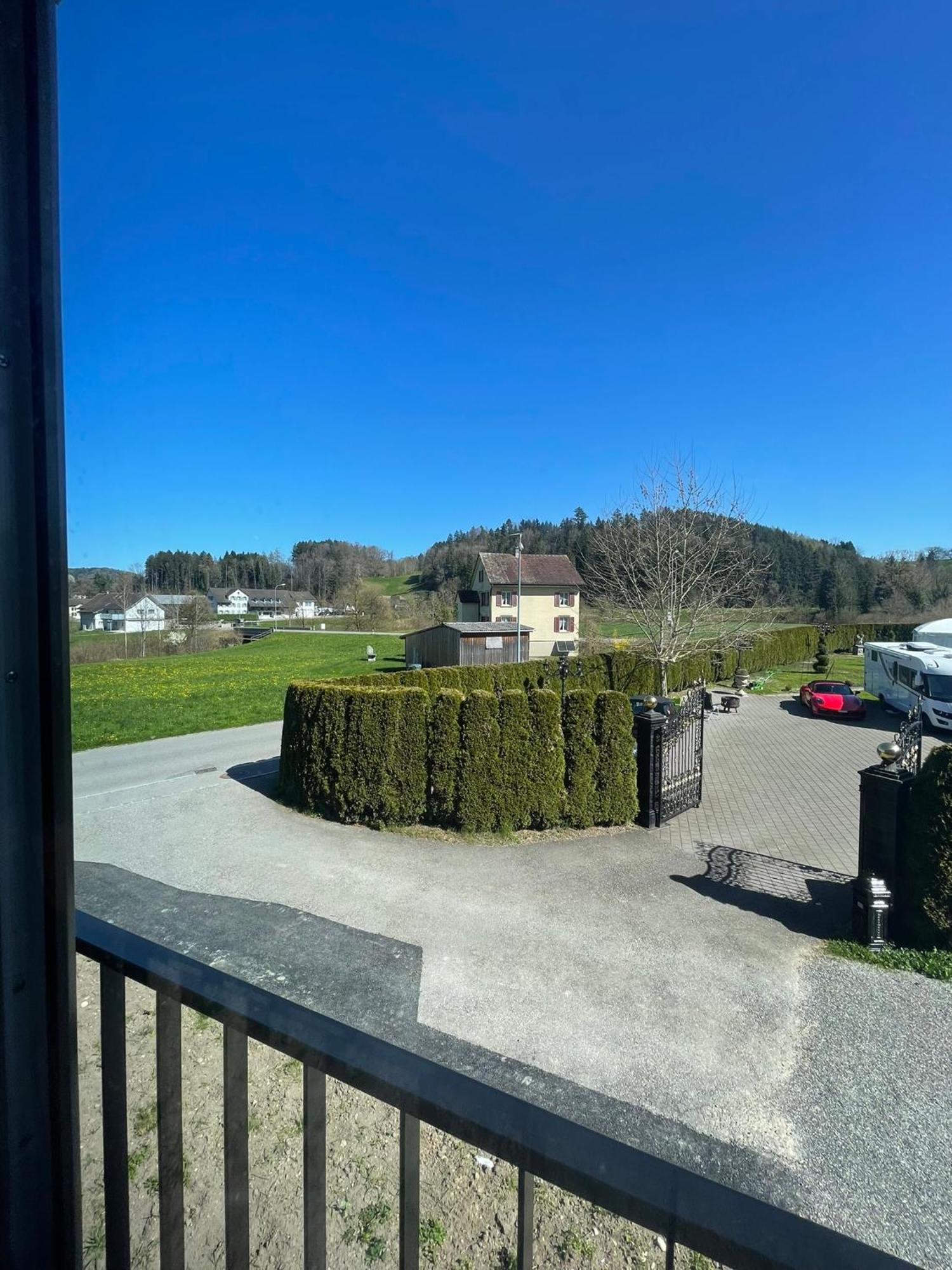 Hotel Swiss Bellevue Oberwangen Exterior foto